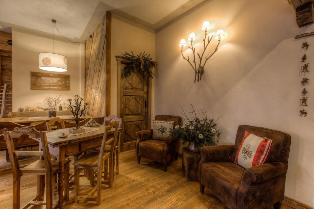 B&B Residence Checrouit Courmayeur Eksteriør billede