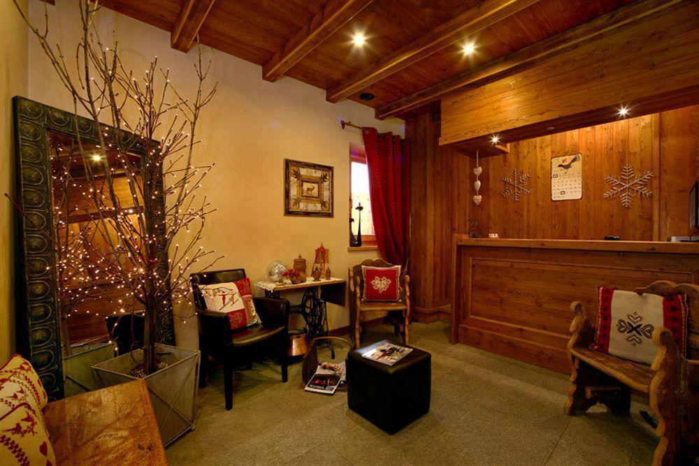 B&B Residence Checrouit Courmayeur Eksteriør billede