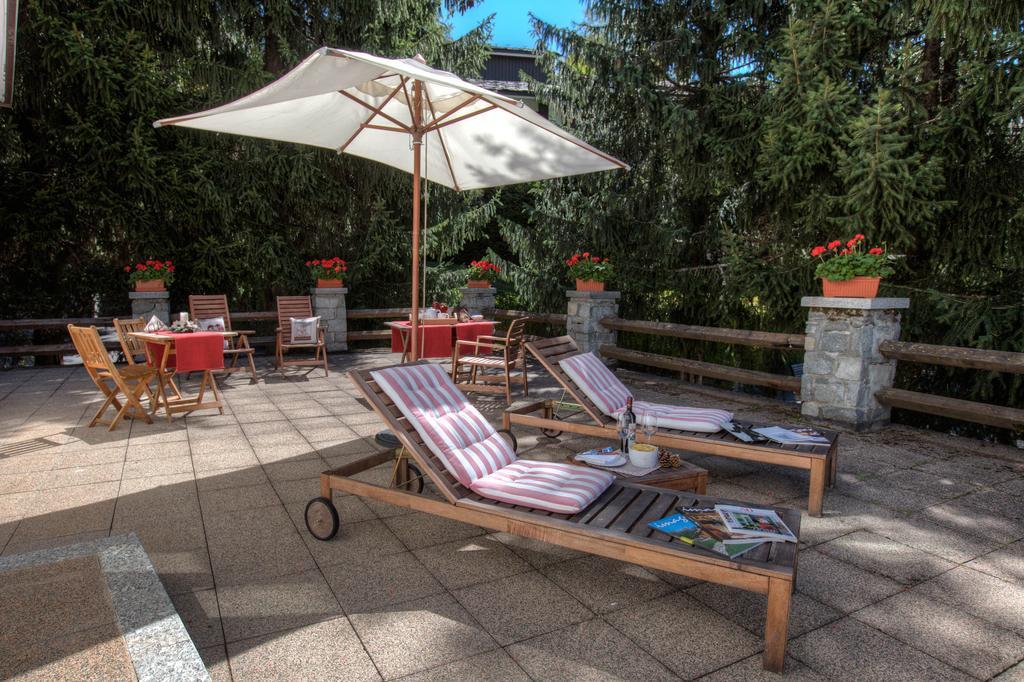 B&B Residence Checrouit Courmayeur Eksteriør billede
