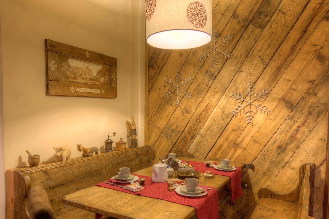 B&B Residence Checrouit Courmayeur Eksteriør billede