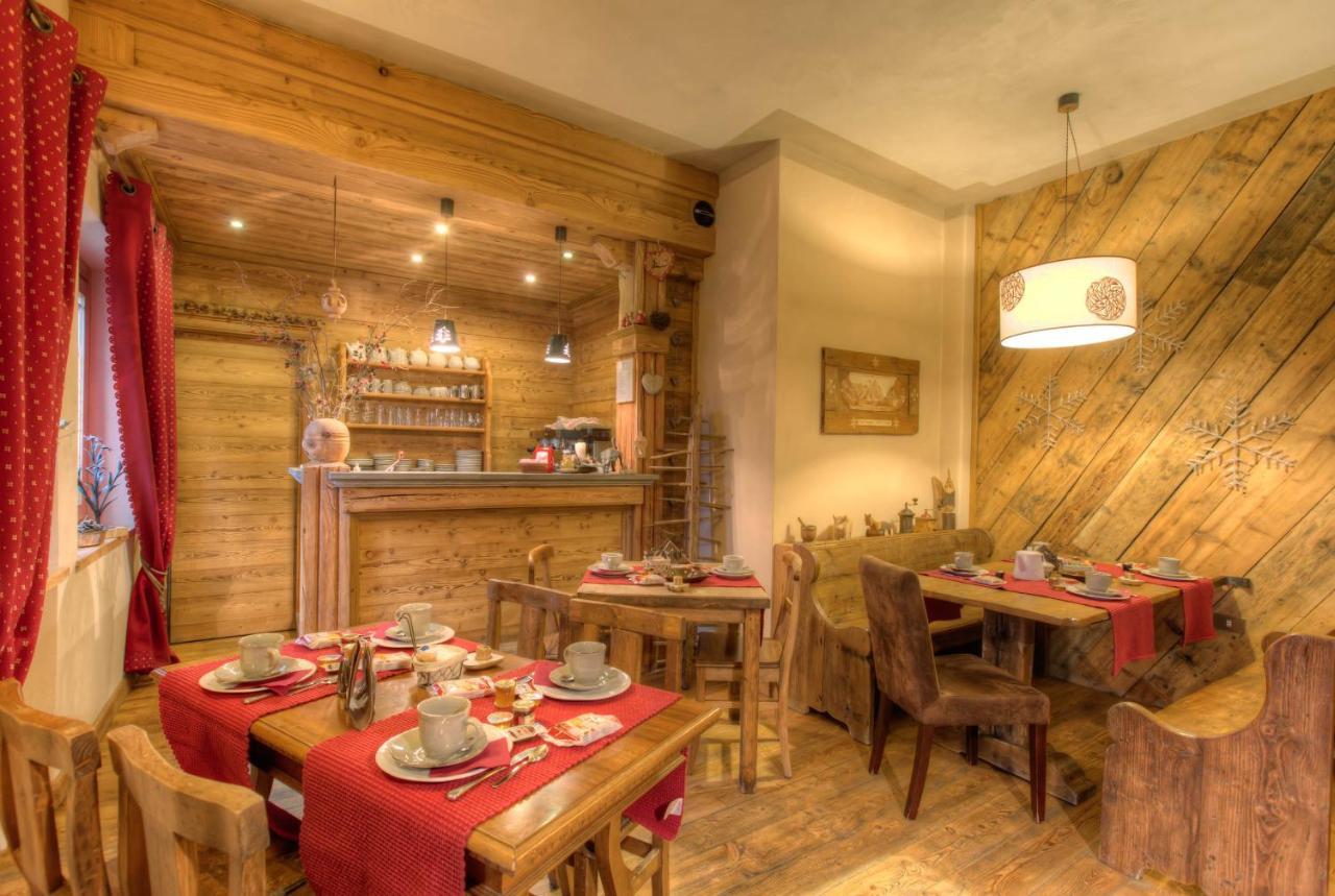 B&B Residence Checrouit Courmayeur Eksteriør billede